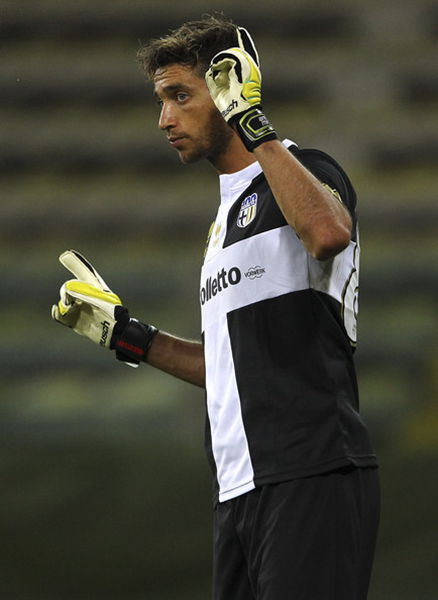 约基奇的CBA队友？场均26分7板，离开掘金，兑现白色的死神天赋！